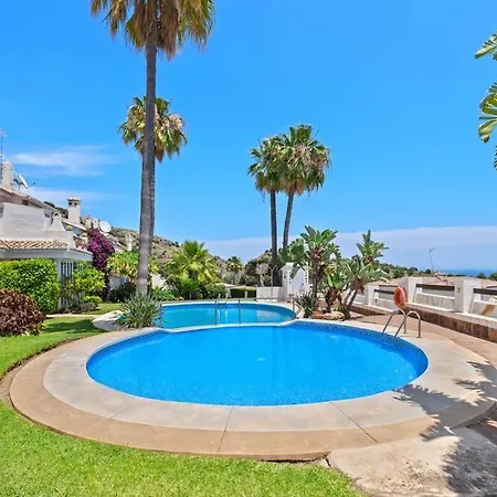 Apartment Penthouse With A Panoramic View And 2 Pools *